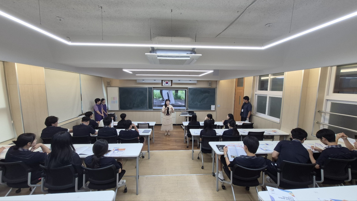 fe82c3279a40cad53d553a1a8bf9d300_1784678981_4199.jpg